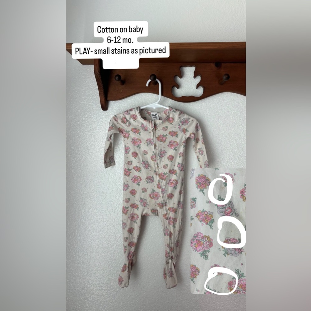 Cotton On (stains) Floral Zip-Up Baby Footie - 6-12 mo.
